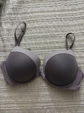 Victoria's Secret Two-Tone Lavender Gray T-Shirt Bra